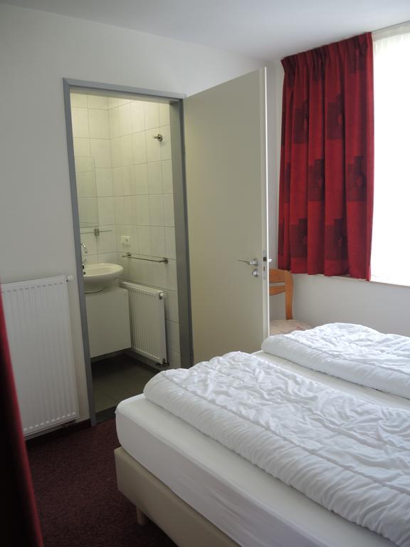 Vakantiewoningen Pinkers 호텔 굴펜 외부 사진